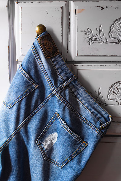 This is a picture of jeans hanging from a dresser (it was our photo/techniques of choice)