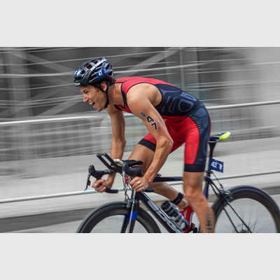 Cyclist, triathlon, professional pain face, panshot Michael Lori