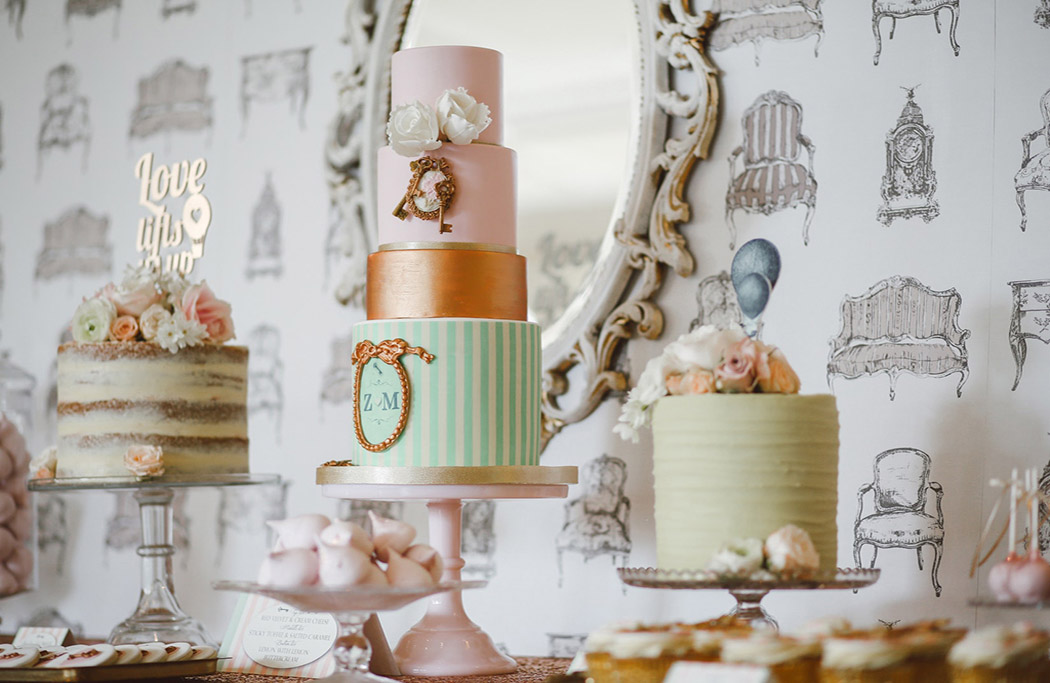 picture of cake display