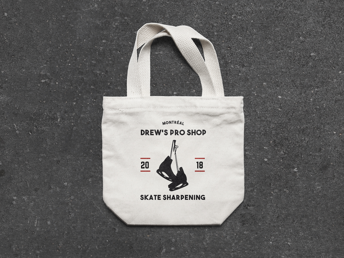 Canvas bag with logo of Drews Pro Shop